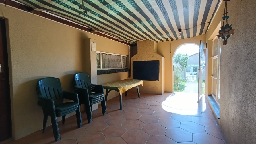 3 Bedroom Property for Sale in Rosedale Western Cape
